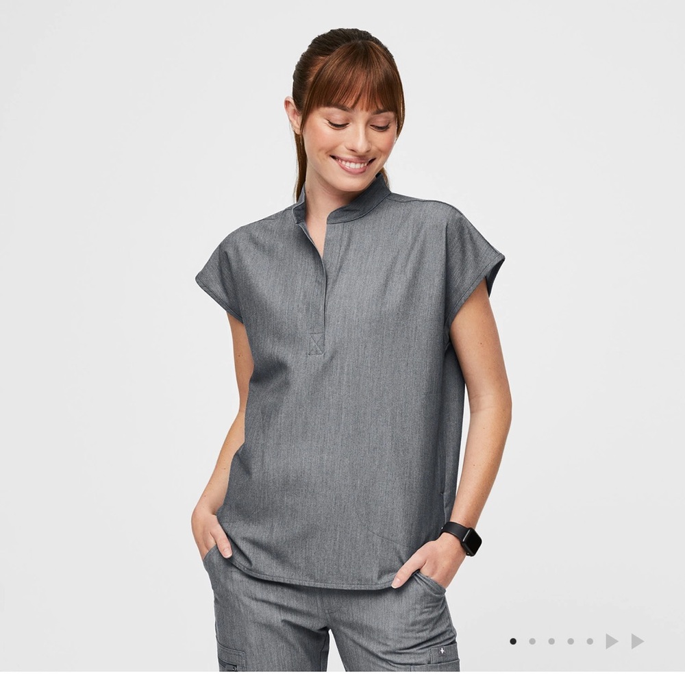 Figs Graphite Two-Piece Scrub Set - Picture 2 of 3